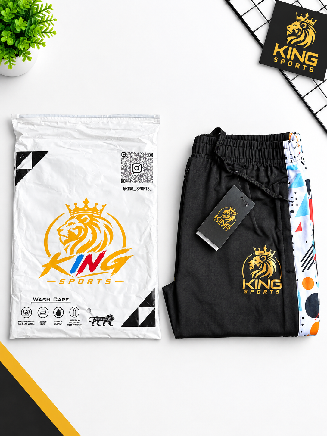 KING SPORTS TRACK PANT 👑